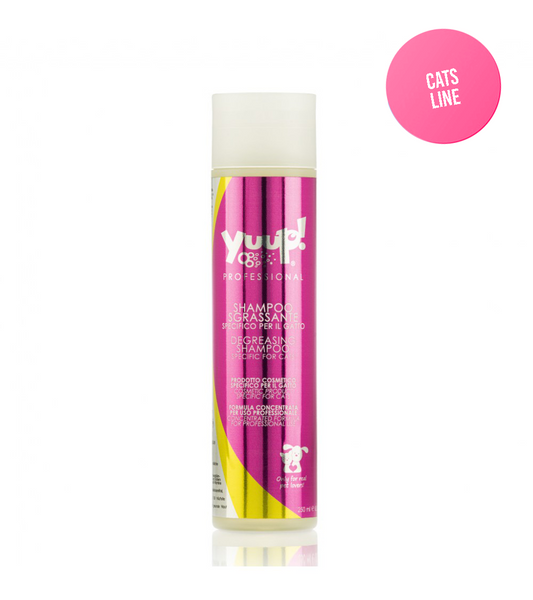 Yuup! Professional - Degreasing Shampoo for Cats 250 ml / 8.5 fl. oz. made in Italy